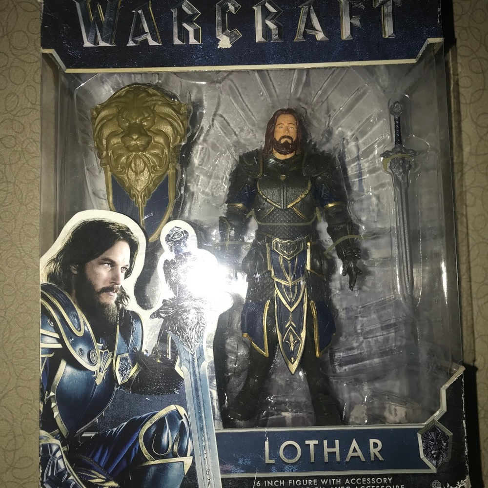 2016 Lothar Warcraft Figurine